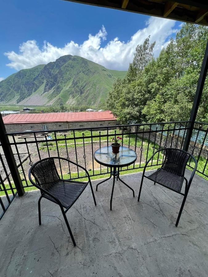 Crystal Kazbegi Hotel Buitenkant foto